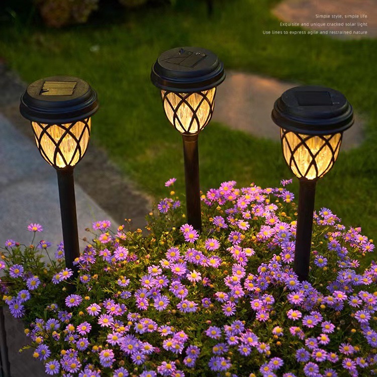 Bộ 2 Đèn Trang Trí Sân Vườn Dùng Năng Lượng Mặt Trời Chống Thấm Nước IP65