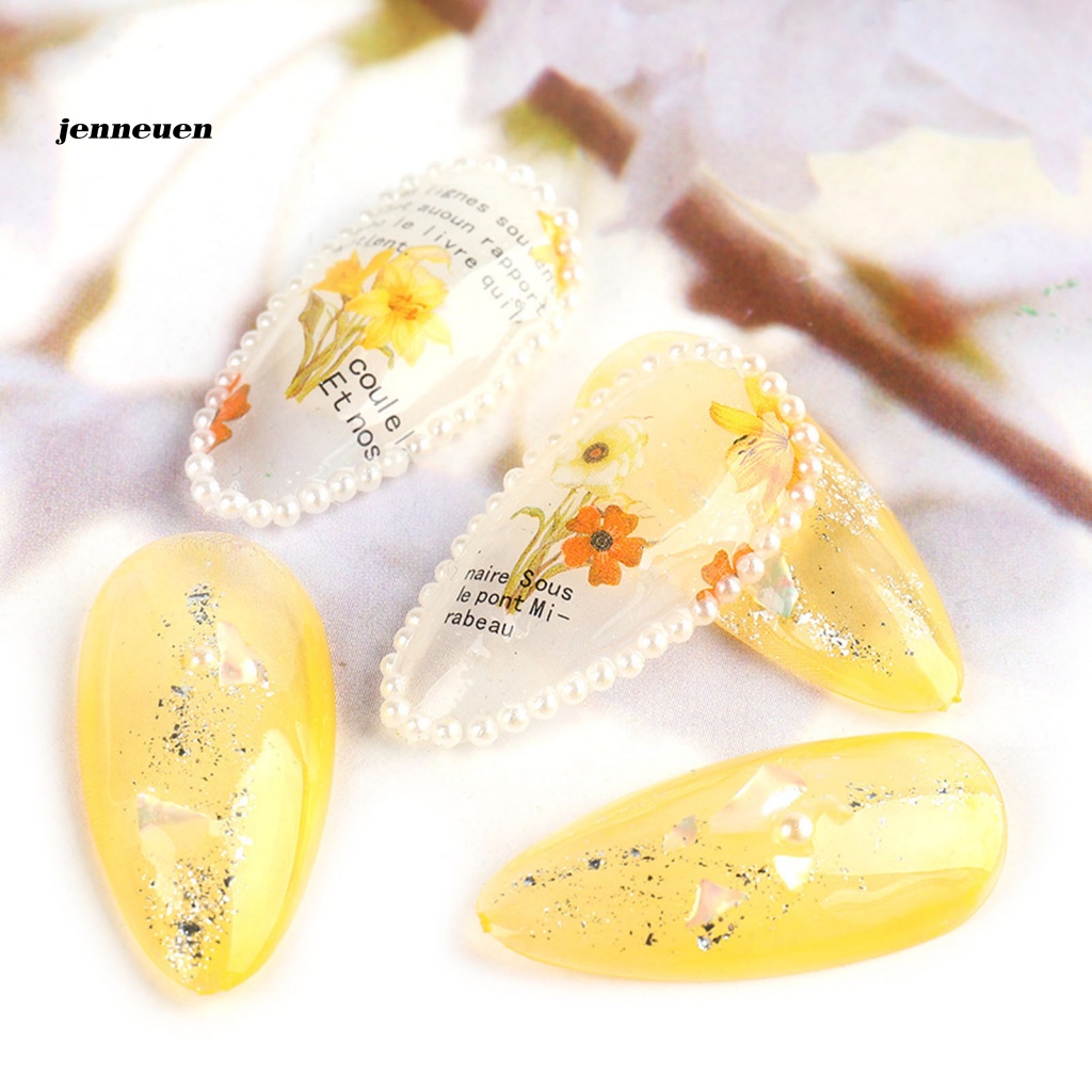 Miếng Dán Trang Trí Móng Tay Họa Tiết Chú Ong Và Lá 3D Dành Cho Nữ