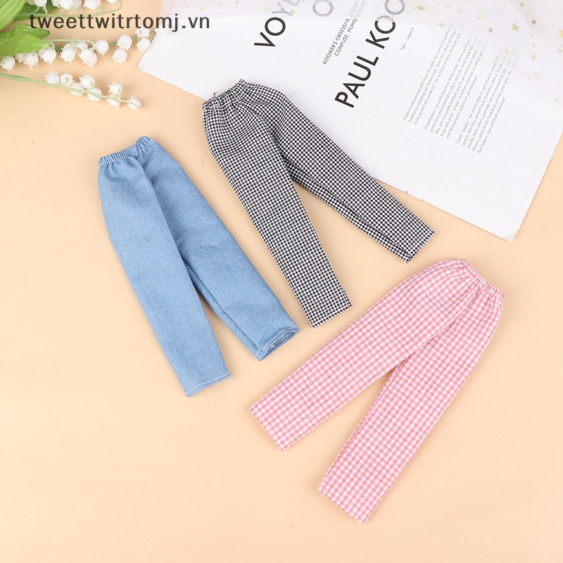 1 Búp Bê Mặc Trang Phục Xinh Xắn 30cm