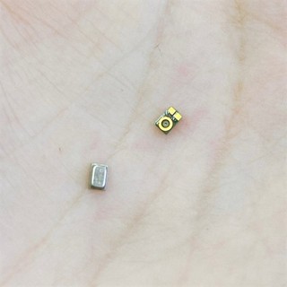 { Như hình } Mic Samsung J7 Prime