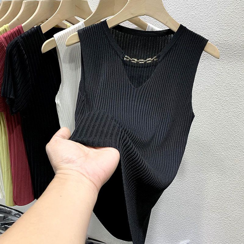 Ice silk 100kg vest không tay nữ mùa hè phong cách mới v-cổ all-match thiết kế mỏng hơn nhìn đáy áo sơ mi hợp thời trang