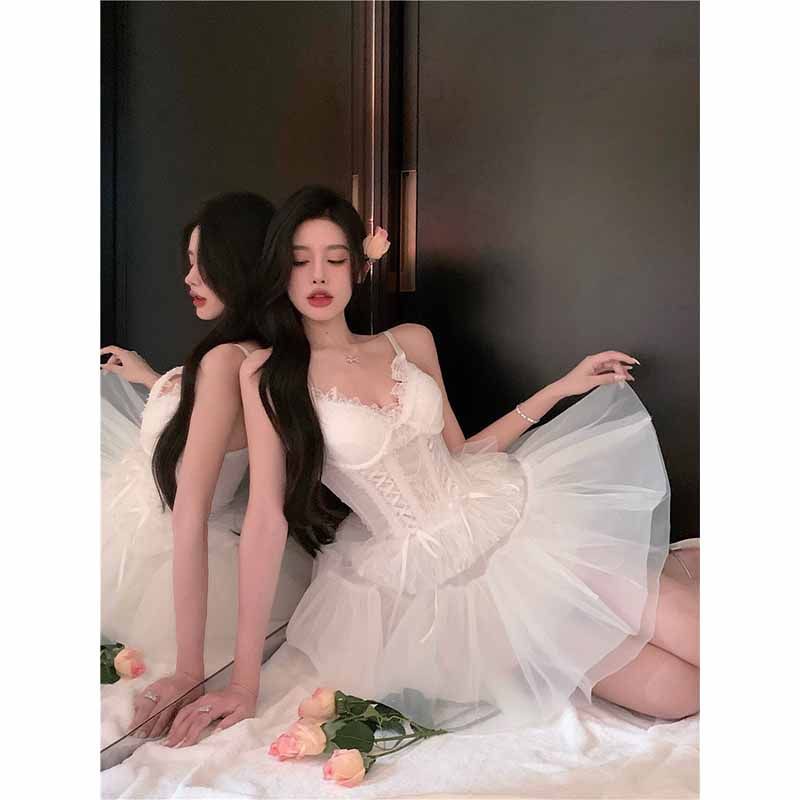 Set Áo Hai Dây + Chân Váy Lưới Màu Trắng Thiết Kế Mới Thời Trang Mùa Hè 2023 Theo Phong Cách Hàn Quốc