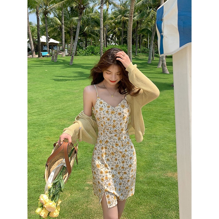 Đầm Hai Dây Cổ Chữ V Xẻ Tà In Họa Tiết Hoa Màu Vàng Phong Cách Pháp Thời Trang Mùa Hè Cho Nữ Tj546