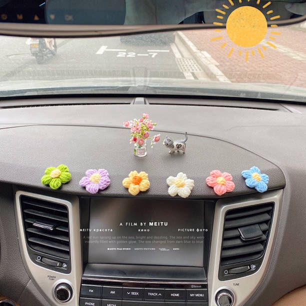 Korean Style Hyun a Small Flower Creative Car Decoration Car Accessories Cute Car Decoration Woven Puff Flower Car Interior Kffi