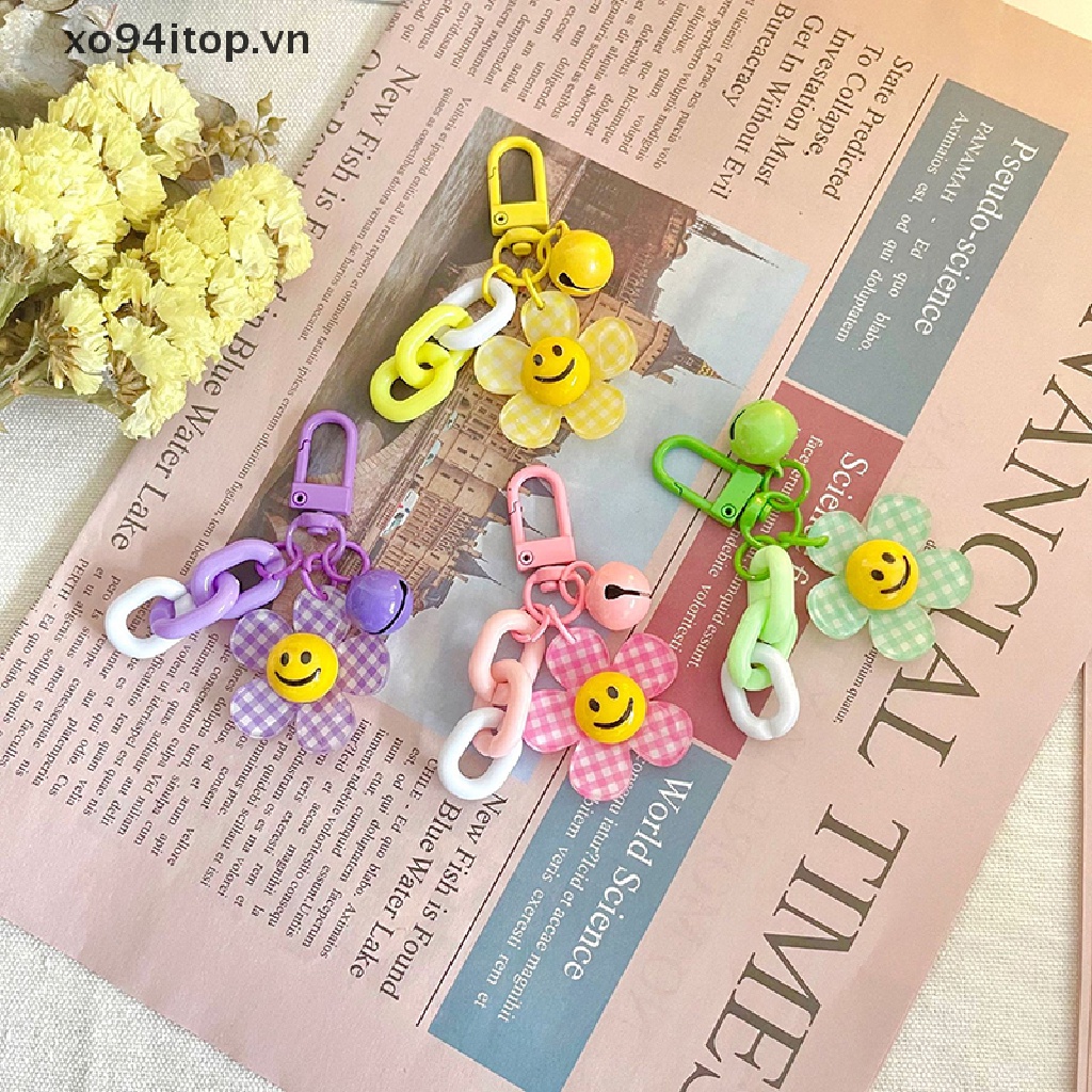 1 Móc Khóa Hình Bông Hoa Mặt Cười Dễ Thương