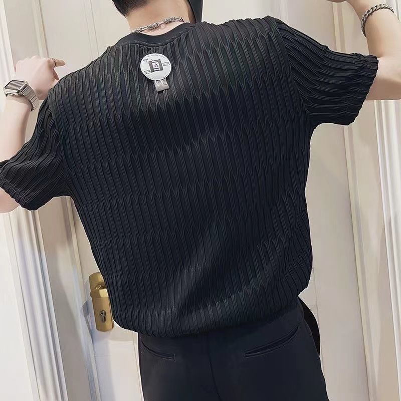 Áo Thun Cotton Kẻ Sọc Caro Cổ Chữ V Nhanh Khô Phong Cách Đường Phố Cho Nam Y2k