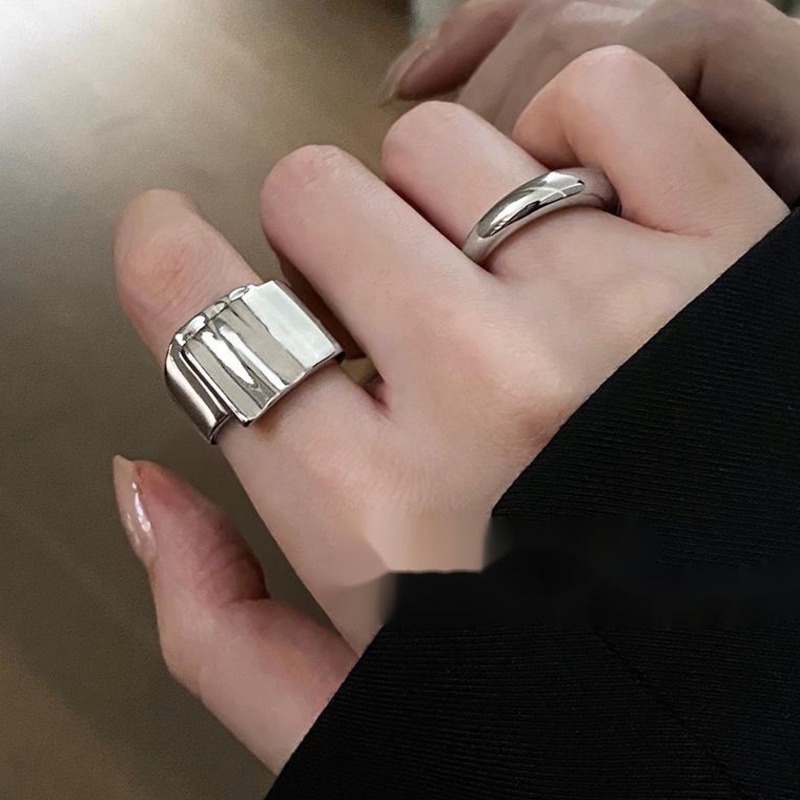 Nhẫn Hình Vuông Xếp Ly Bất Đối Xứng Phong Cách hip hop Thời Trang Cho Nam Và Nữ