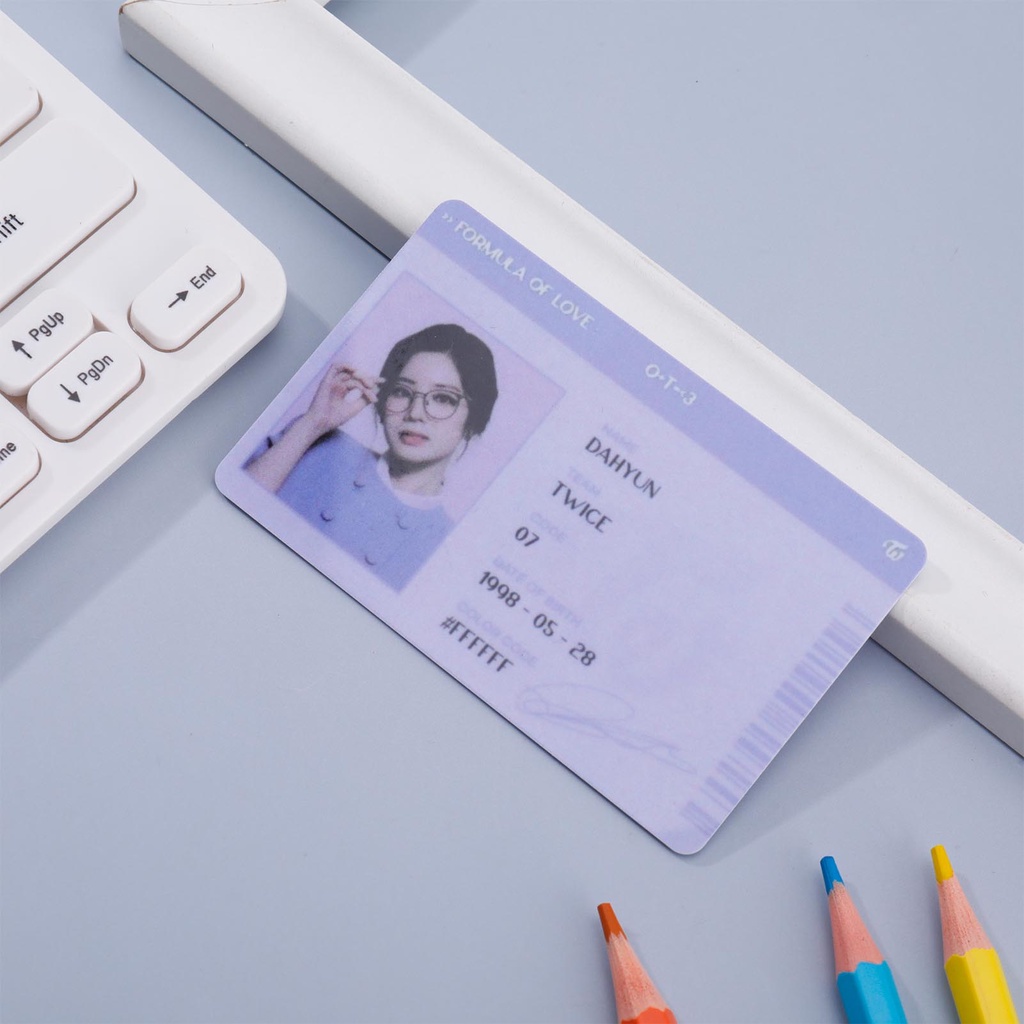 Thẻ Ảnh Nhóm Nhạc KPOP TWICE Formula Of Love: O + T = < 3 ID