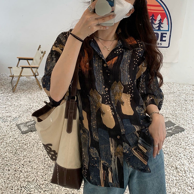 Áo Sơ Mi Chống Nắng Dáng Rộng In Họa Tiết Phong Cách Hong Kong Cổ Điển Thời Trang Mùa Hè Hàng Mới Dành Cho Bạn Nữ