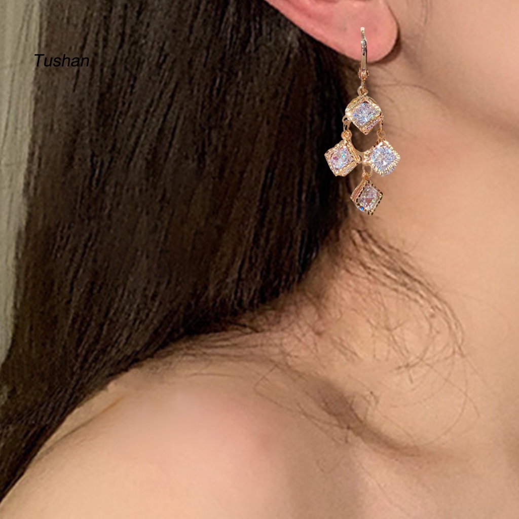 1 Đôi Bông Tai Đính Đá Thời Trang Dành Cho Nữ