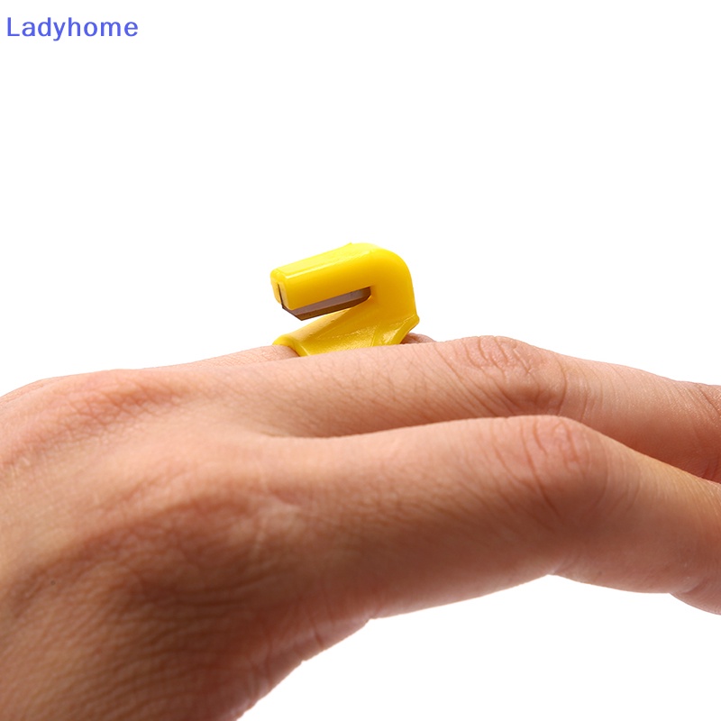 Dụng Cụ Xỏ Chỉ Bằng Nhựa Dùng Để May Vá Thủ Công DIY