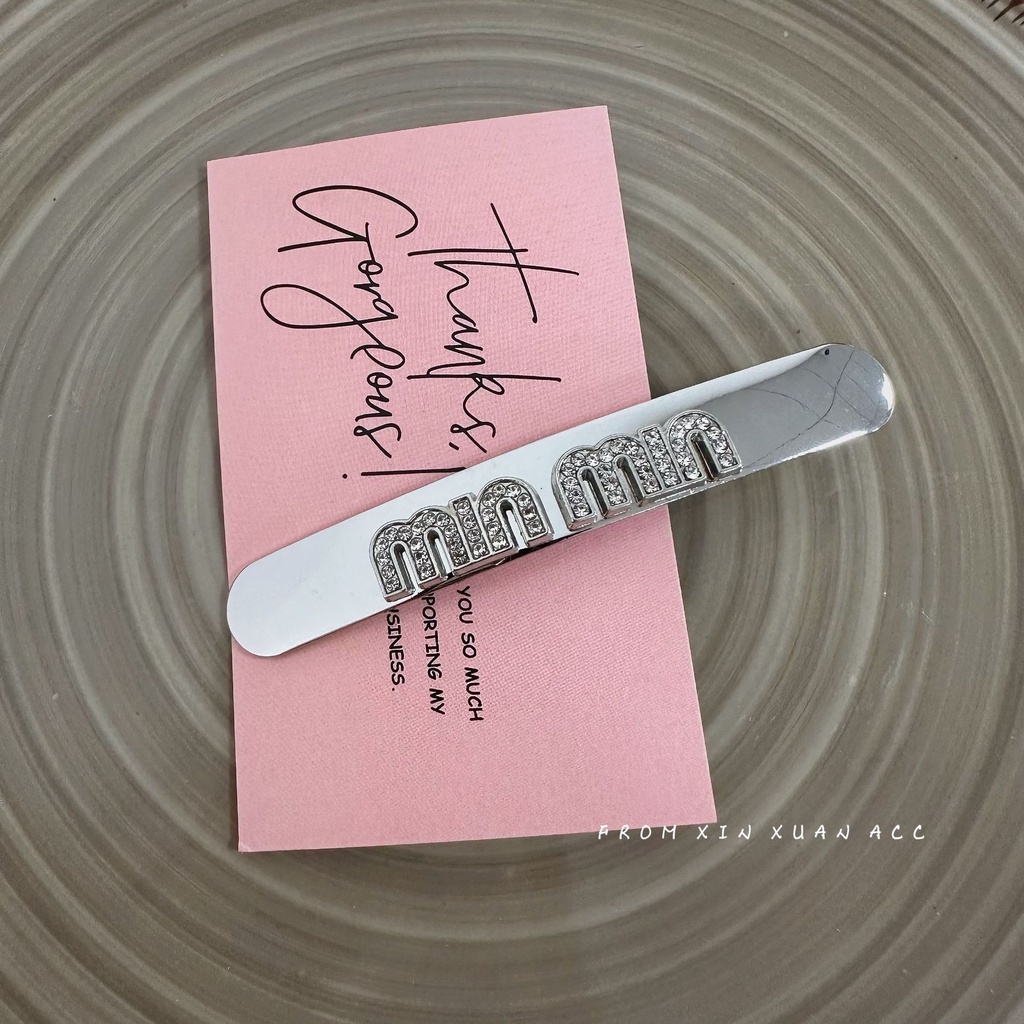 Kẹp Tóc Mỏ Vịt Đính Chữ Thời Trang Cho Nữ