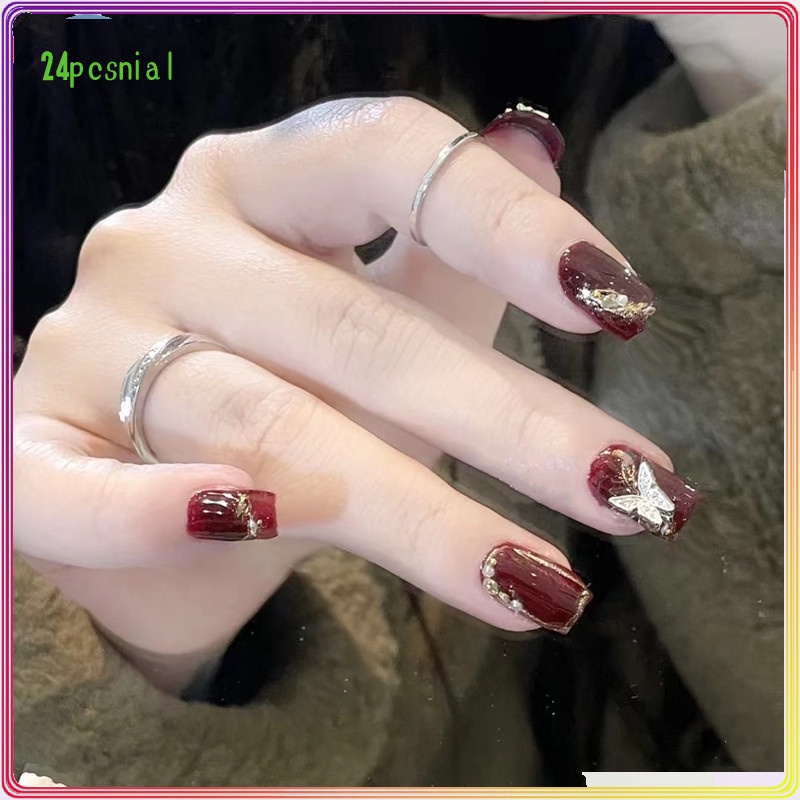 Móng Tay Giả Ngắn Màu Đỏ Hình Bướm Trang Trí Năm Mới B560