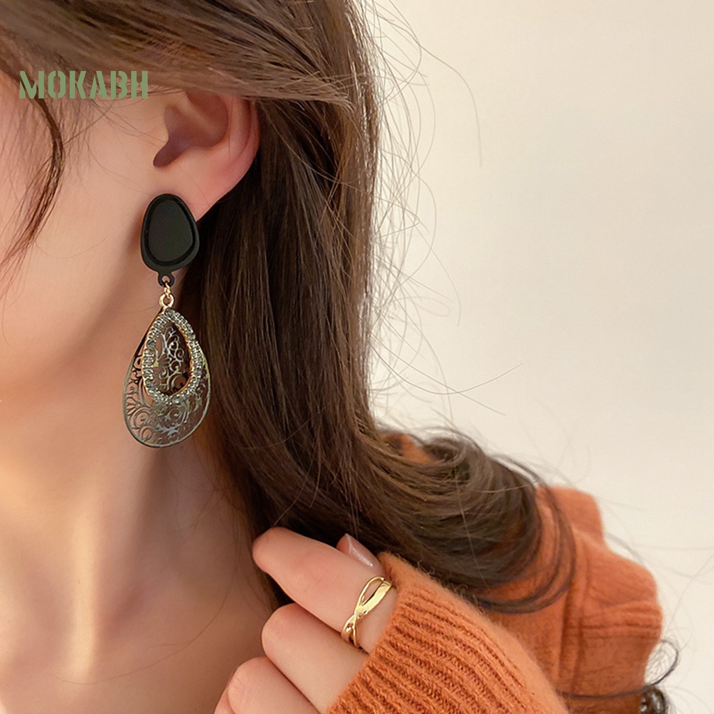 1 Đôi Bông Tai Hình Giọt Nước Dát Đá Đen Phong Cách Bohemia Cổ Điển Thời Trang
