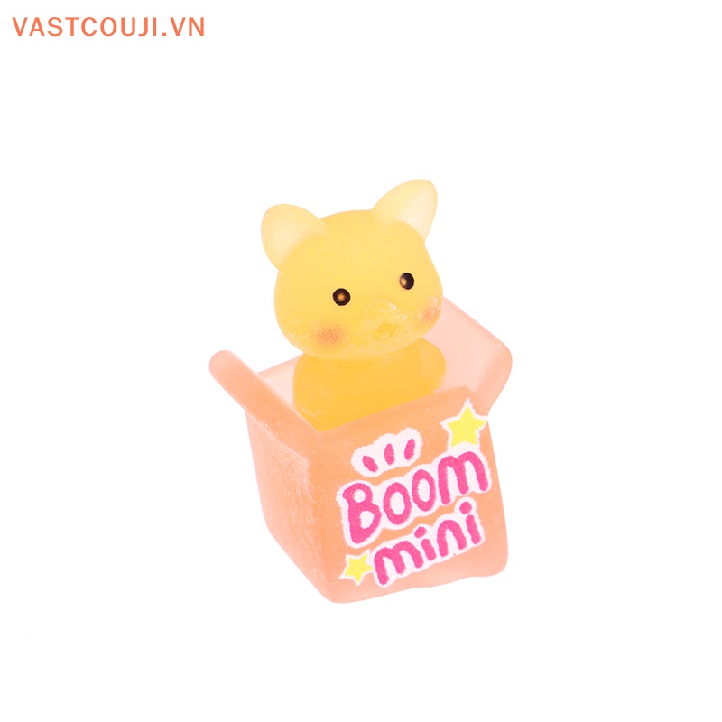 Bộ 2 Móc Khóa Nhựa Resin Họa Tiết Hoạt Hình 3D Phát Sáng DIY Để Bàn Trang Trí Xe Hơi