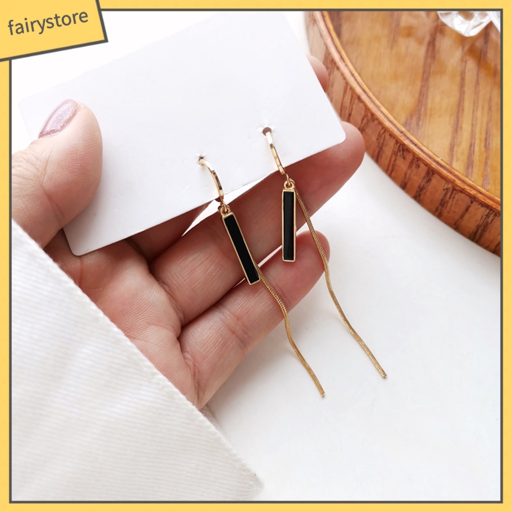 1 Cặp Bông Tai Dáng Dài Viền Lá Tua Rua Màu Sắc Tương Phản Cổ Điển Thời Trang Cho Nữ