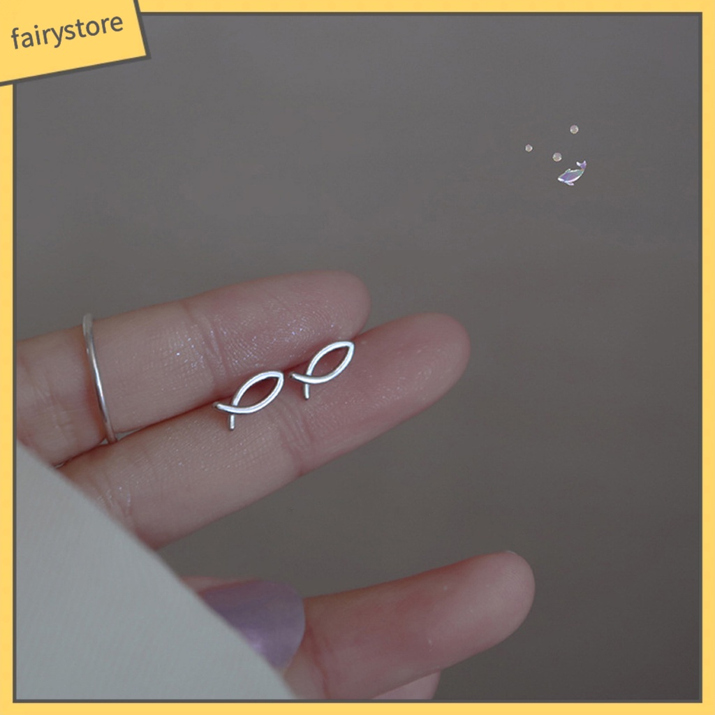 1 Đôi Bông Tai Hình Học / Bướm / Trái Tim / Ngôi Sao Rỗng Mạ Điện Sáng Bóng Chống Dị Ứng Trang Sức Làm Quà Tặng Cho Bạn Gái