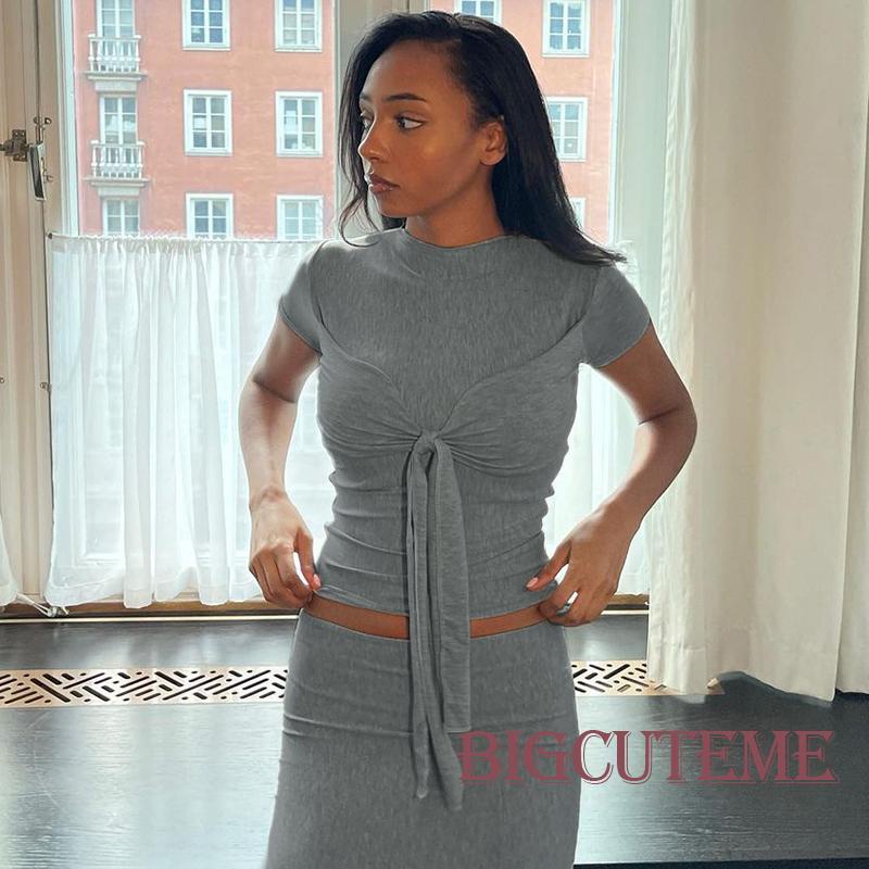 Áo Thun Ngắn Tay Cổ Tròn Màu Trơn Thắt Nút Đơn Giản Cho Nữ