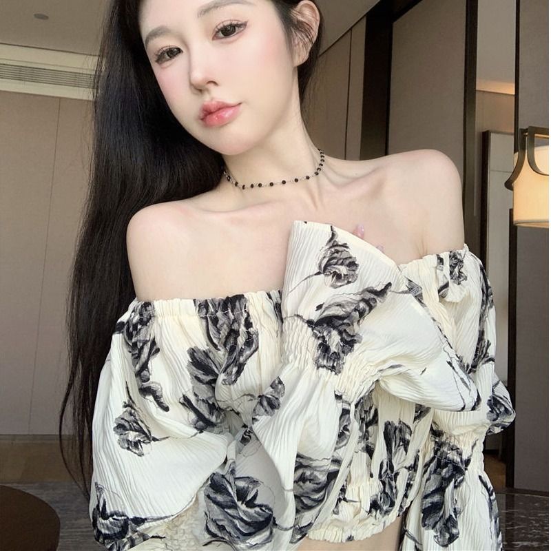 Áo Kiểu Trễ Vai Dáng Ôm Thời Trang Xuân Hè Phong Cách Pháp Quyến Rũ Cho Nữ