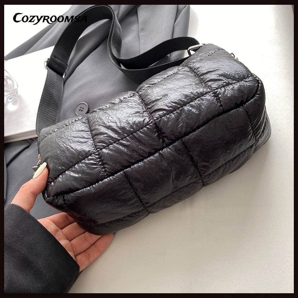 Túi Xách Đeo Dưới Cánh Tay Bằng Nylon Chần Bông Đơn Giản Cho Nữ