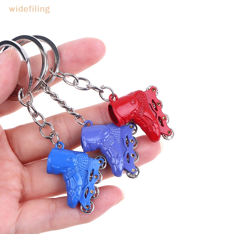 1 Móc Khóa Hình Giày Trượt Patin Thời Trang