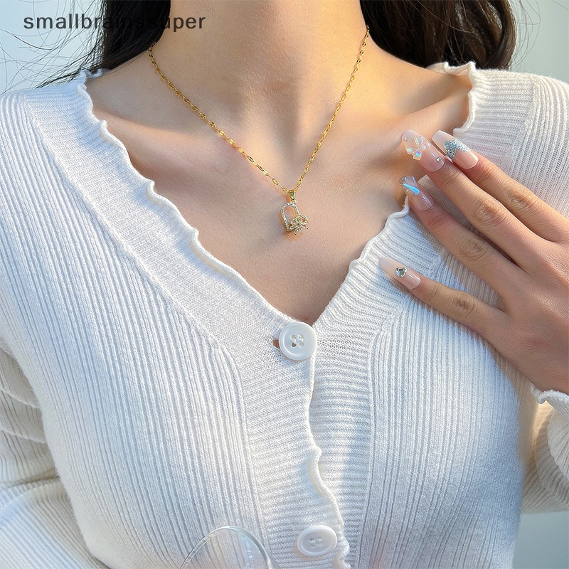 Vòng cổ Bằng Thép Titan Dát Vàng Nhẹ Hình Trái Tim Thời Trang Cho Nữ SBS