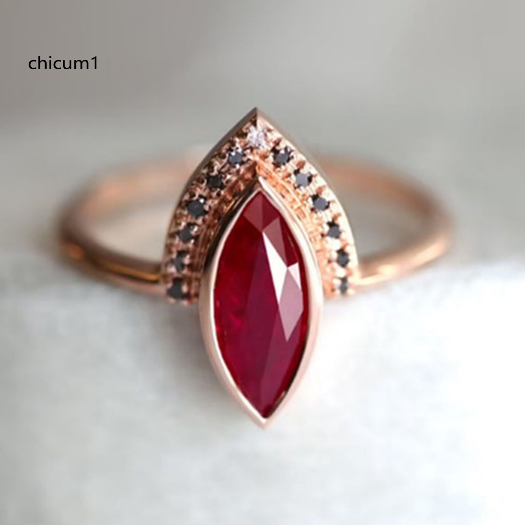 Nhẫn Đính Đá Đỏ Phong Cách Cổ Điển Cho Nữ