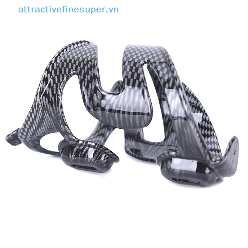 Giá Đỡ Bình Nước Bằng Sợi Carbon Gắn Xe Đạp Tiện Lợi