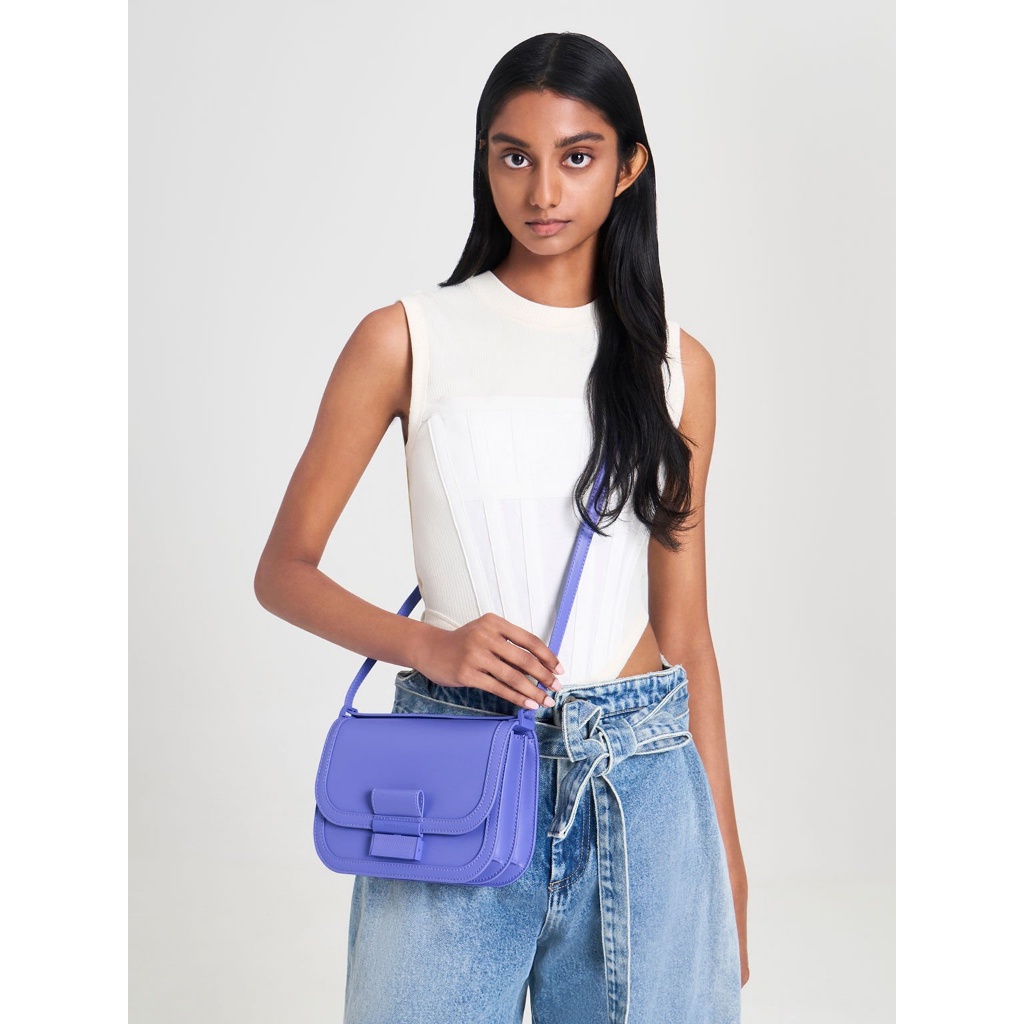 80781986 Áo Thun Thiết Kế Mới Có Khóa Kim Loại