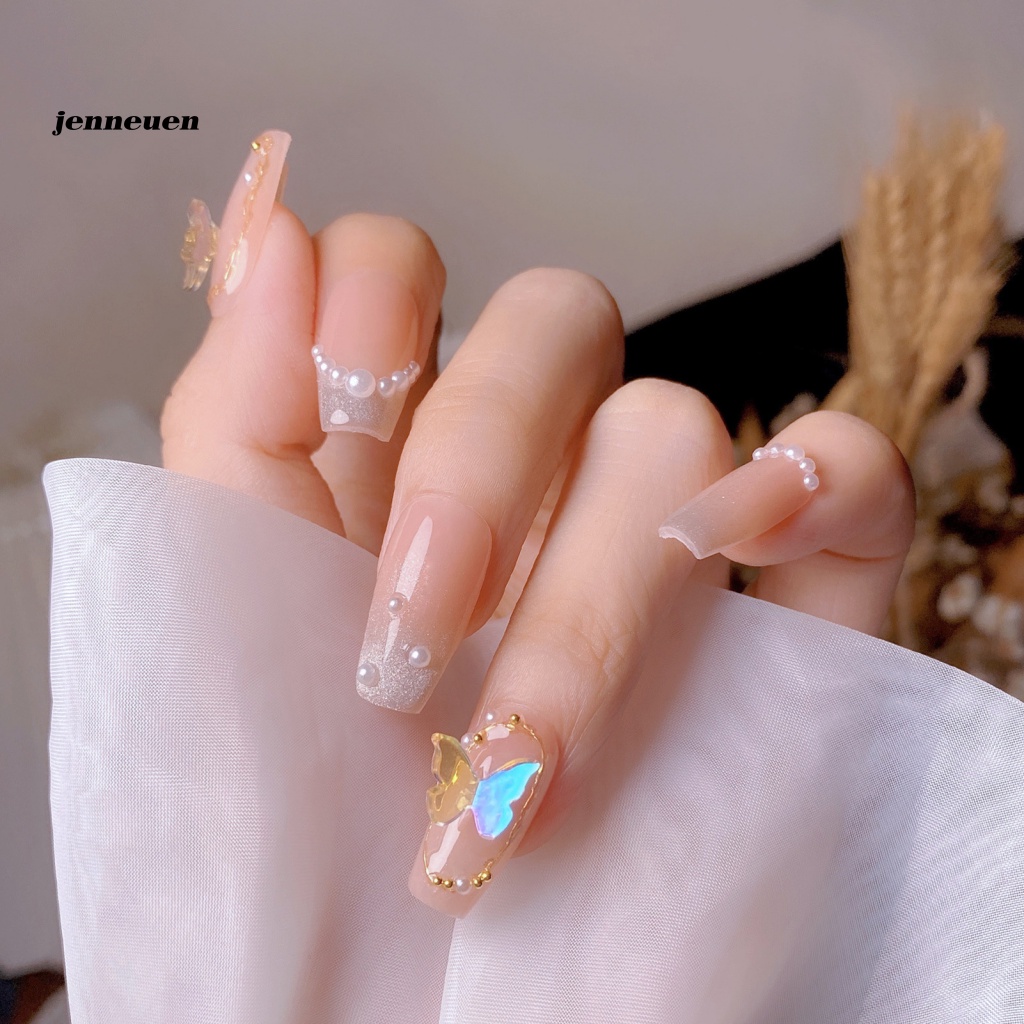 Set 24 Phụ Kiện Trang Trí Móng Tay Nghệ Thuật Hình Bướm Bằng Nhựa Resin Dễ Thương