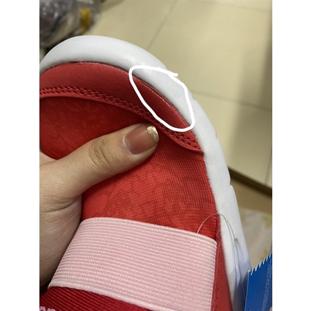 GIÀY THỂ THAO KIDS XUẤT DƯ SIÊU NHẸ CHO BÉ - UNIRED01