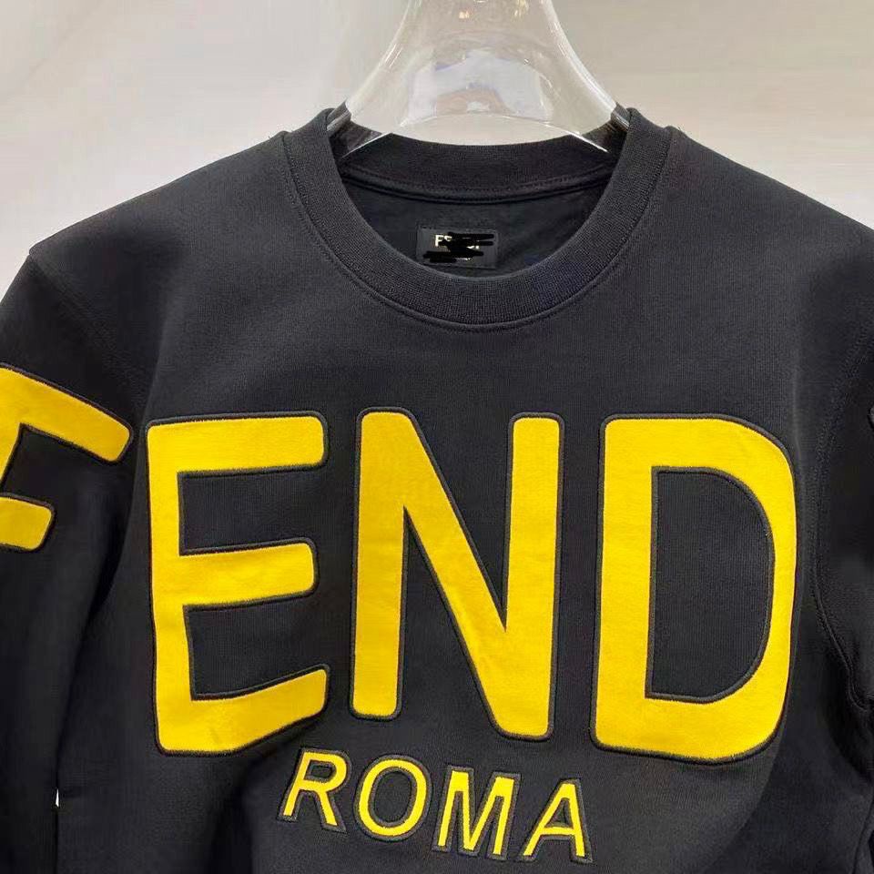 Áo Thun Nam Dài Tay Cổ Tròn In Chữ + Thẻ Treo