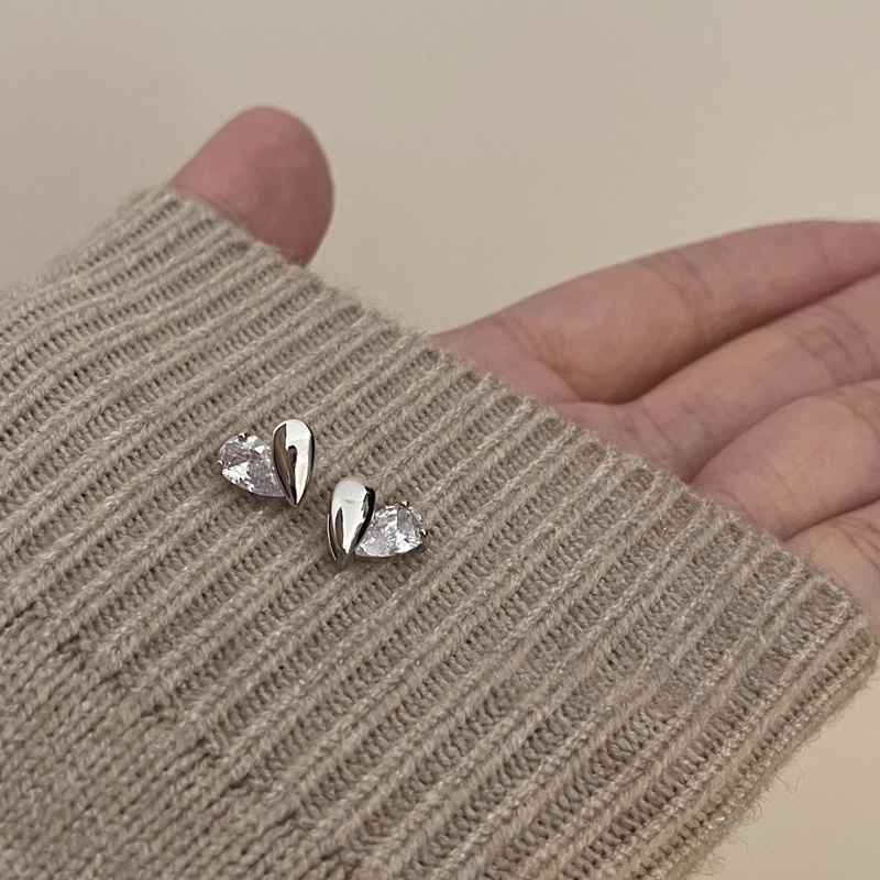 Bông Tai Mạ Bạc 925 Hình Giọt Nước Đính Kim Cương Nhân Tạo Thời Trang