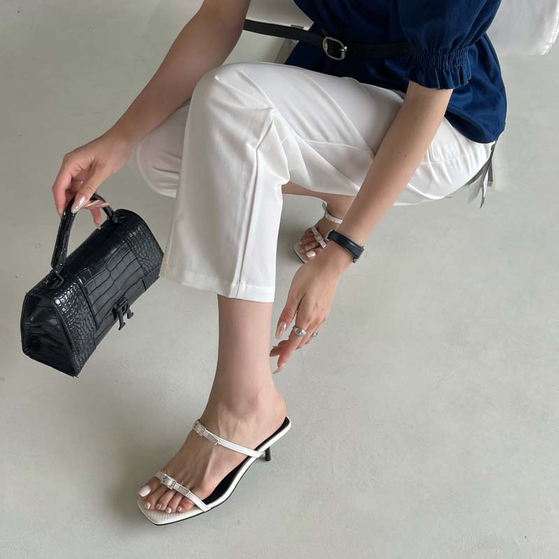 Sandal Cao Gót Mũi Vuông Phong Cách Thời Trang Mới 2023