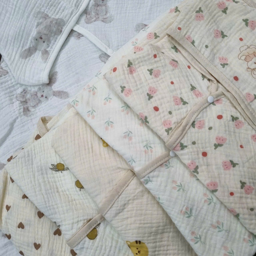 Choàng cánh dơi muslin freesize cho bé 1-5 tuổi