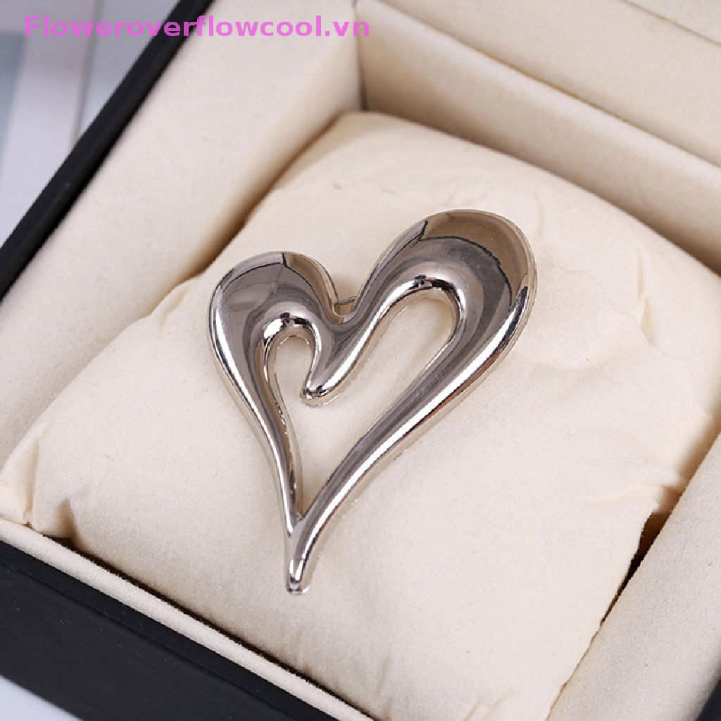 Ghim CàI ÁO HìNh TráI Tim PhốI Chữ Love ThờI Trang Cho Nam Nữ