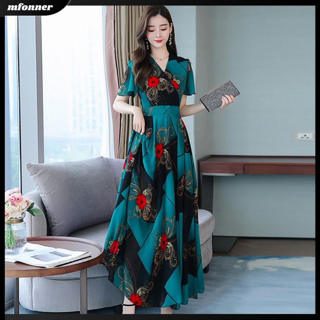 Đầm Lụa Dài Xếp Ly Lưng Cao Cổ Chữ V In Họa Tiết Cho Nữ