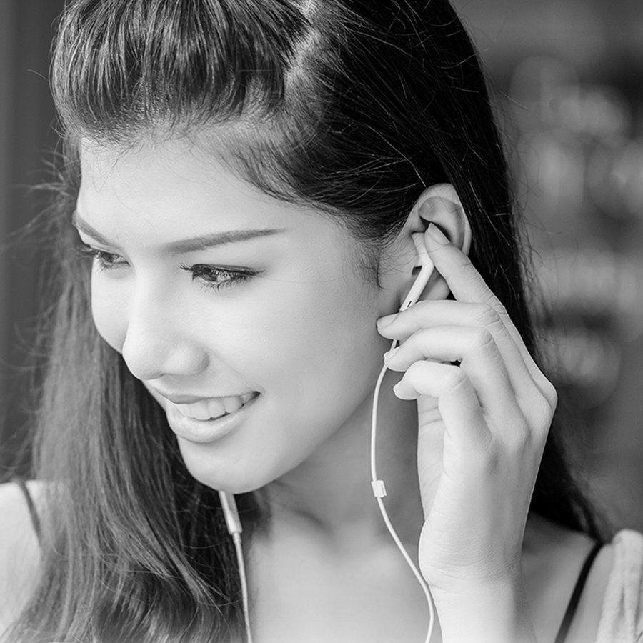 {EL17} Corded Earphones 3D Stereo Earbuds For Smartphones Clear Sound In-ear Headset