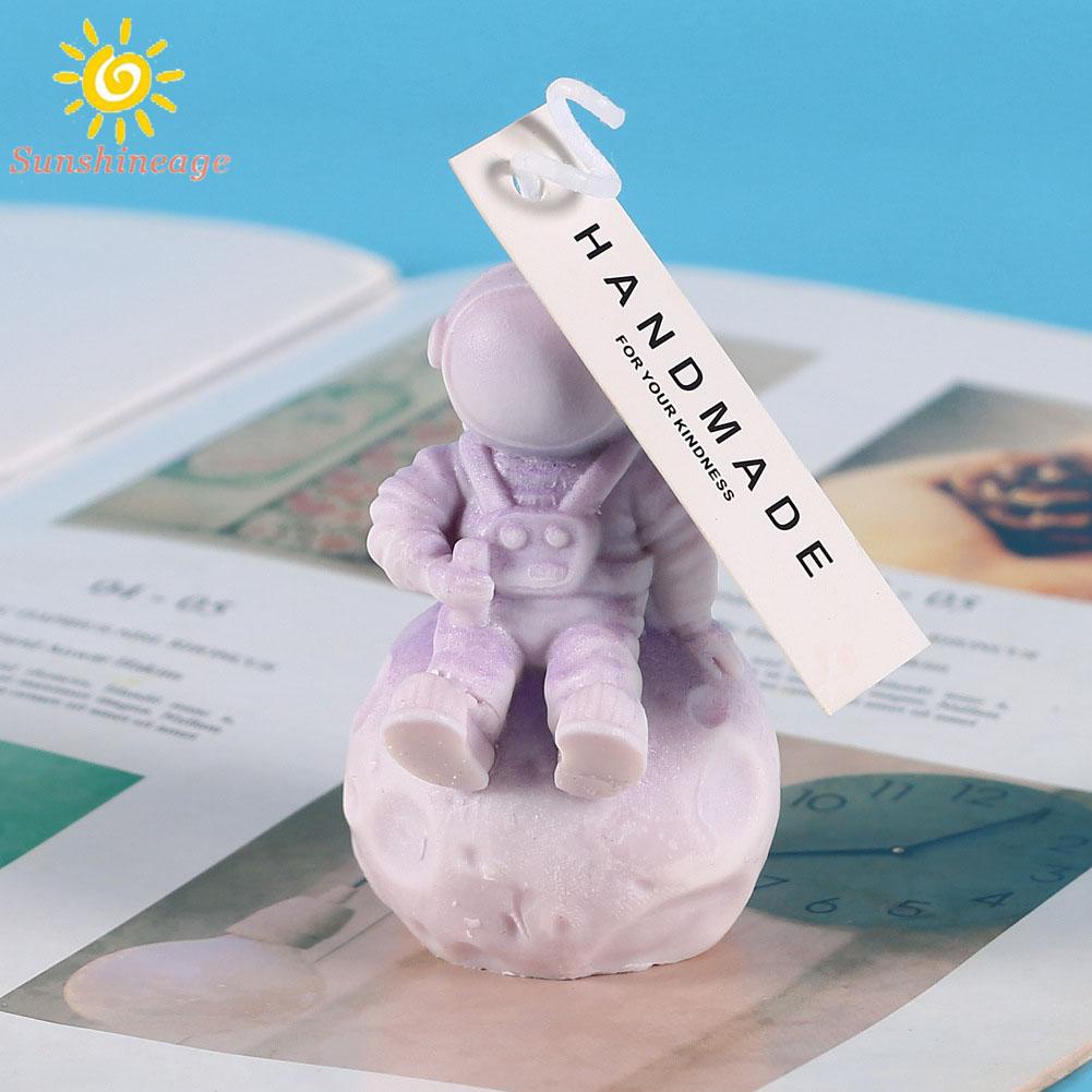 Khuôn Silicon 8 * 5 * 5cm Hình Phi Hành Gia / Socola / Nến / Xà Phòng Để Bàn Trang Trí DIY