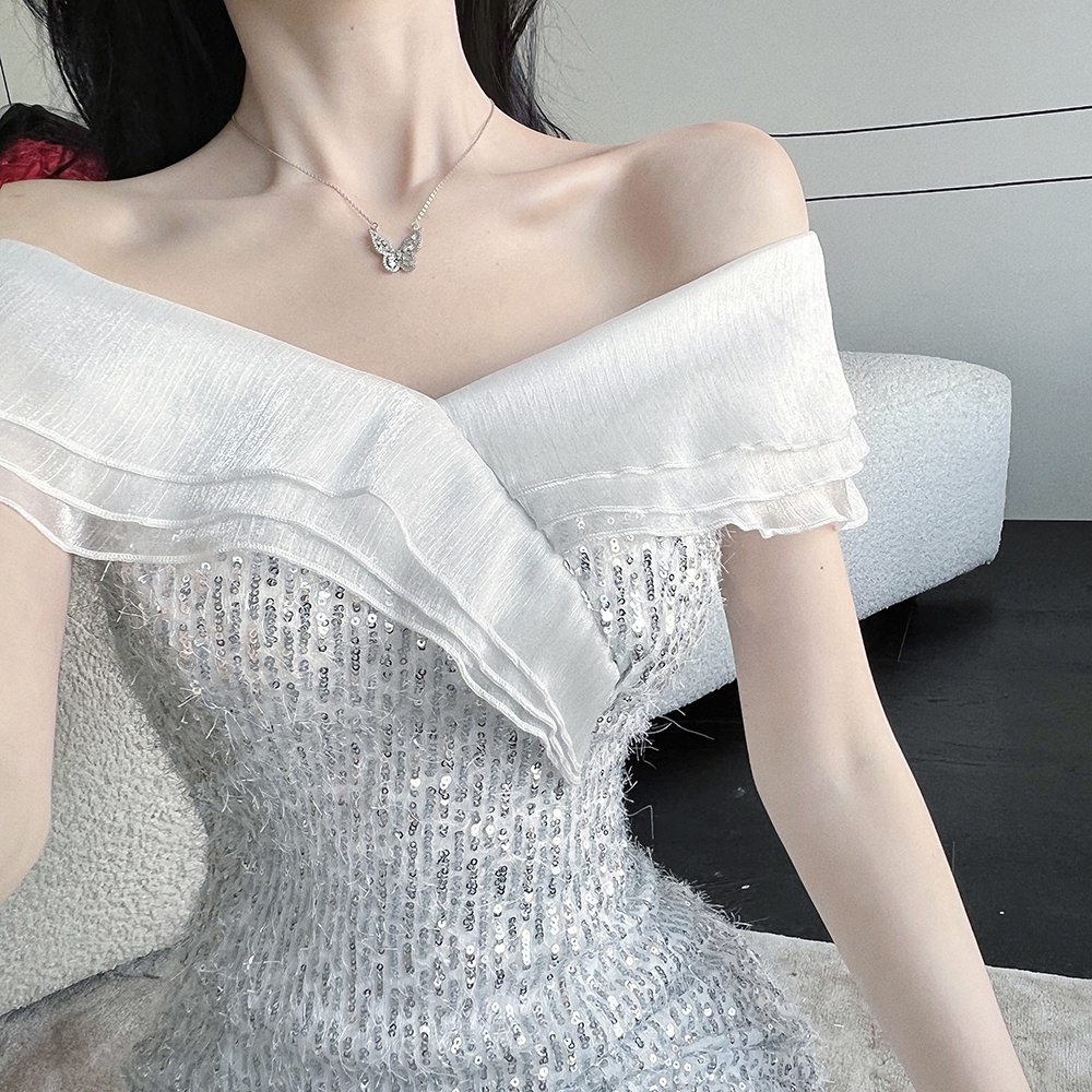 Đầm Trễ Vai Ôm Dáng Đính Kim Sa Lấp Lánh Thời Trang Cao Cấp