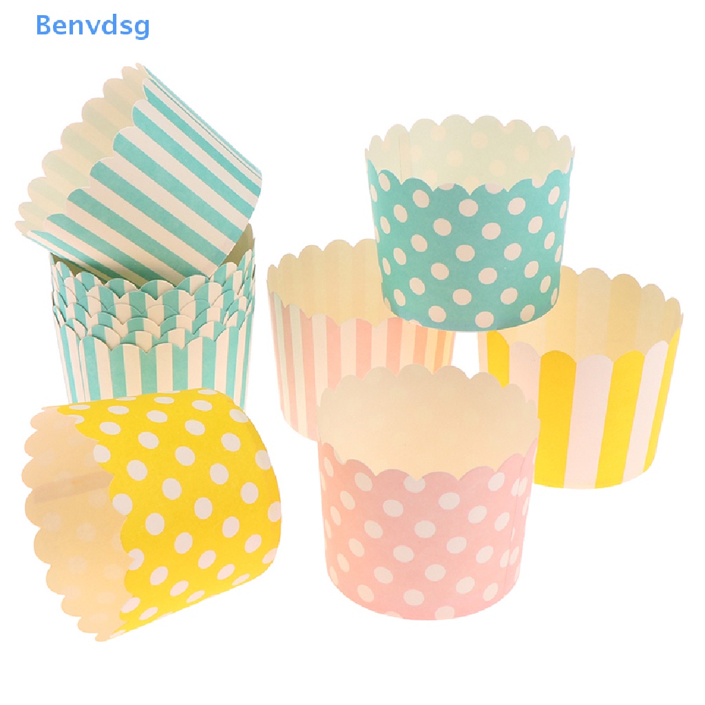 Set 50 Cốc Giấy Đựng Bánh Cupcake Họa Tiết Chấm Bi Xinh Xắn