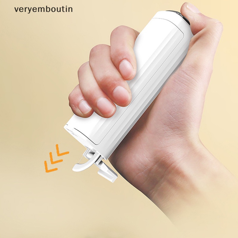 Hộp Đựng Chỉ May Tự Động Kèm 6 Chỉ Thay Thế Tiện Dụng