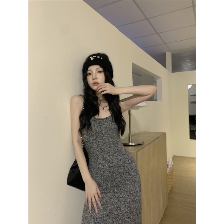 Đầm Yếm Dệt Kim Dáng Dài Màu Xám Thiết Kế Đơn Giản Quyến Rũ Thời Trang Xuân