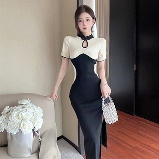 Đầm Cổ Đứng Phối Màu Tương Phản Phong Cách Retro Gợi Cảm