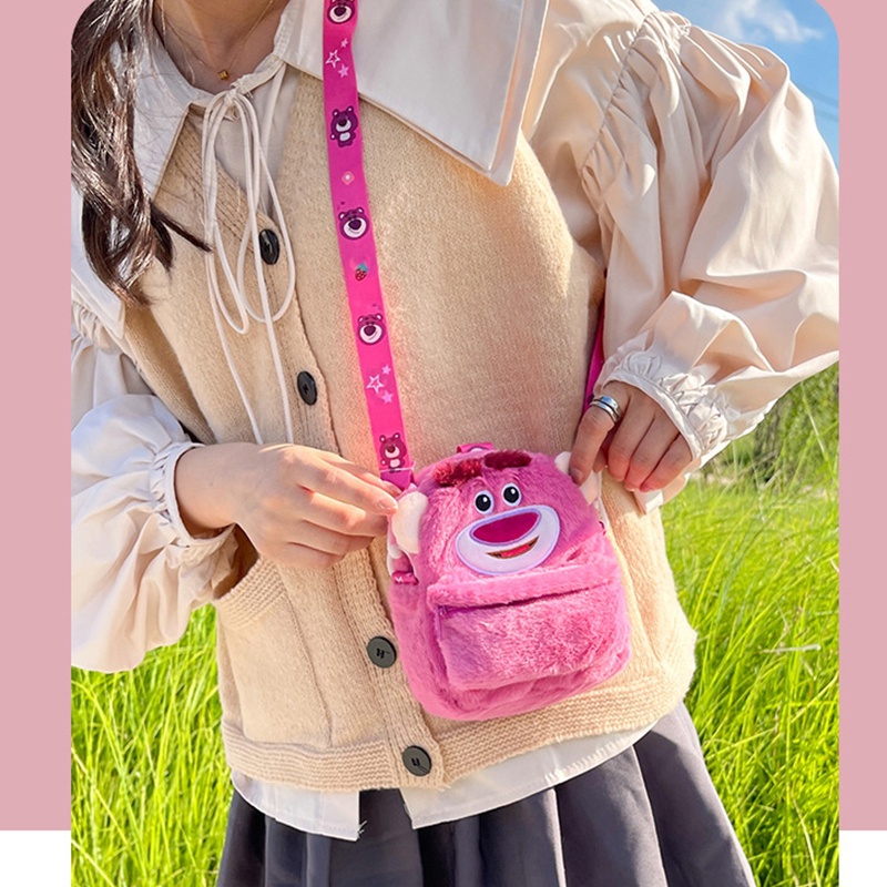 Túi Đeo Chéo Mini Cute Hình Gấu Dâu Tây Phủ Lông Dễ Thương Chống Thất Lạc