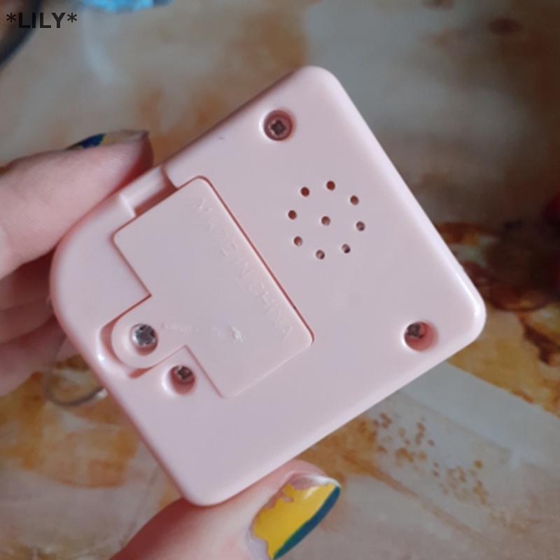 LILY Mini trò chơi cổ điển máy Retro hoài cổ Trò chơi giao diện điều khiển với Keychain giao diện điều khiển uuu