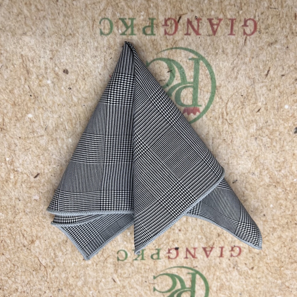 Khăn cài túi áo comle - Vest các tiệm áo cưới hay dùng Giangpkc  20x20cm