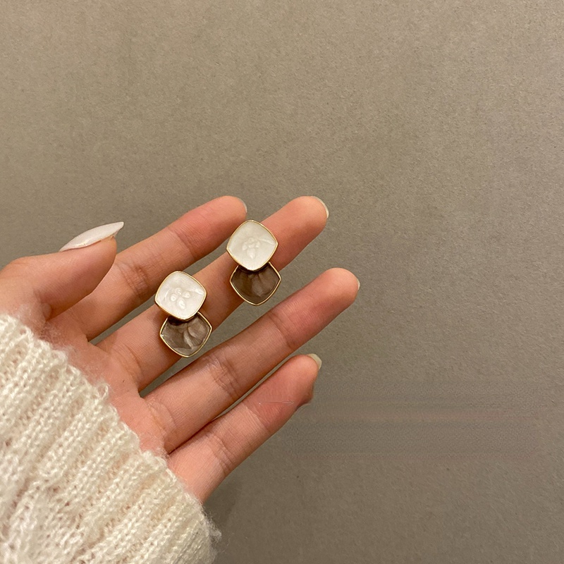 Khuyên Tai Phong Cách Vintage Hàn Quốc Ngọt Ngào Cho Nữ