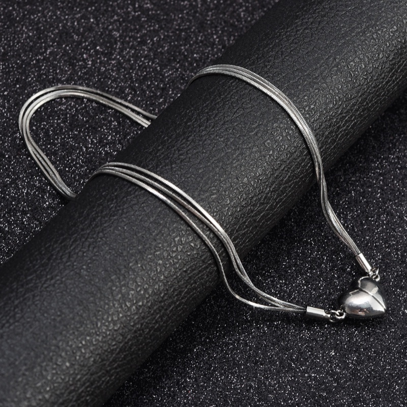 Vòng cổ Mạ Bạc Nhiều Lớp Mặt Trái Tim Thời Trang Cho Nữ