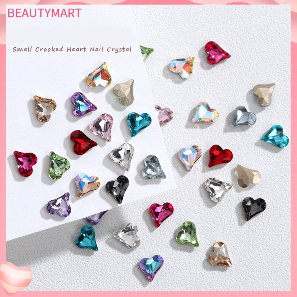 Bộ 50 Phụ Kiện Trang Trí Móng Tay Hiệu Ứng Kính Lấp Lánh Hình Trái Tim 3D Sáng Tạo